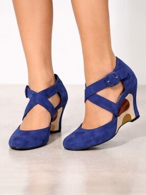 Emilio Pucci Suede Blue Wedge Heels US 6.5 EU 36.5 Italy Strappy Designer Pumps